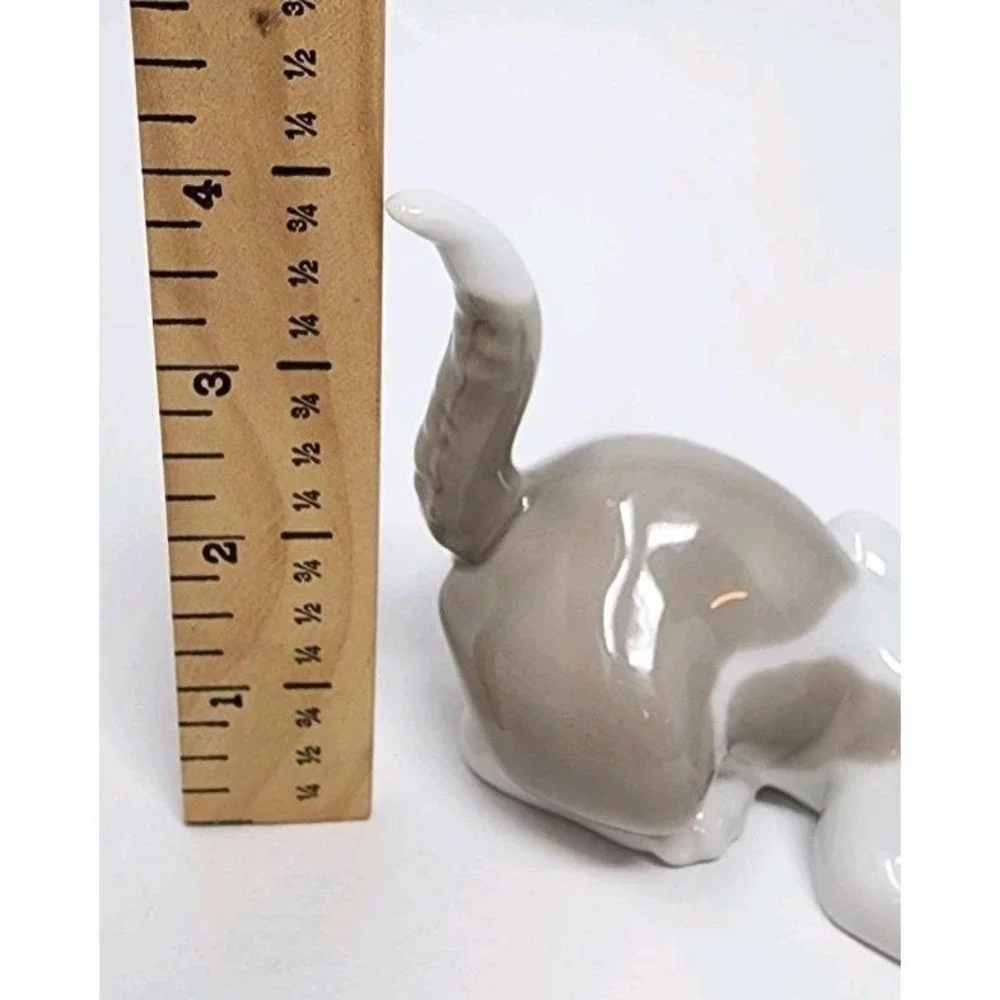 1981 Lladro Attentive Cat Kitty Porcelain Figurine Glossy Made in Spain 4
